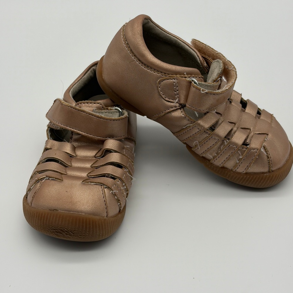 Livie & Luca Toddler Girls Rose Gold Metallic Fisherman Sandals Size 5M